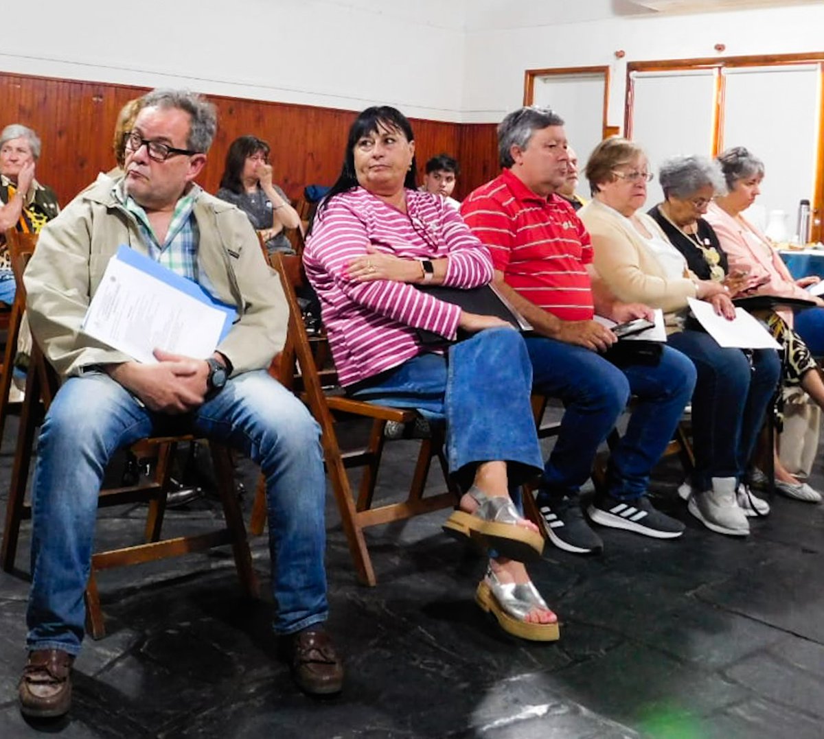 LeonesDistritO3's tweet photo. Segunda reunión de gabinete.
#WeServe #LionsClub #ReuniónDeGabinete #LeonismoArgentino #DistritoO3 https://t.co/Jf8TmTWHYM