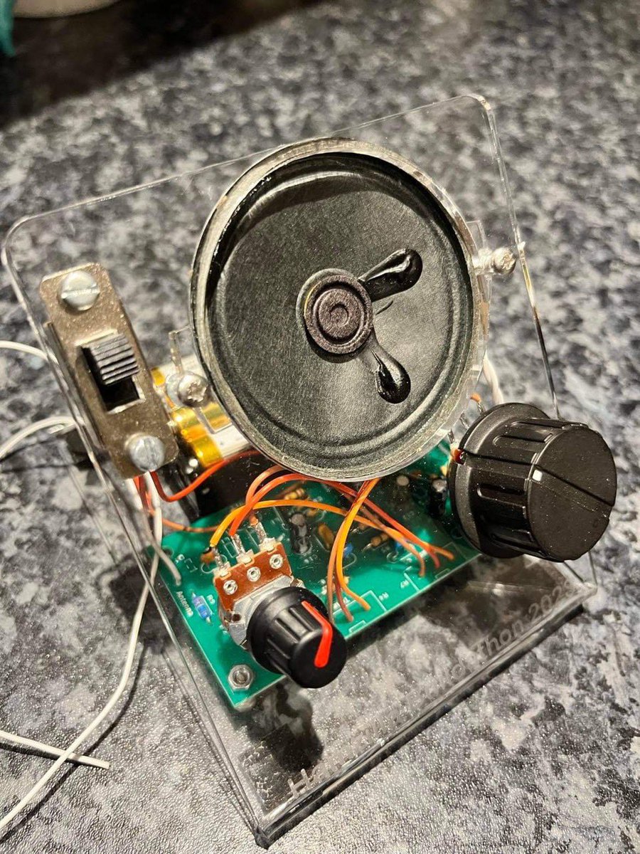 HamzillaRally's tweet photo. Hamzilla is closer than you think 🙂 We are planning a buildathon. You can get hands in building this fm radio from scratch including doing you own soldering. We have all the kit available sign up https://t.co/gtHvPeZtBW #hamzilla2023 #buildathon #KentRadioHams https://t.co/PFaR6O3Lu4