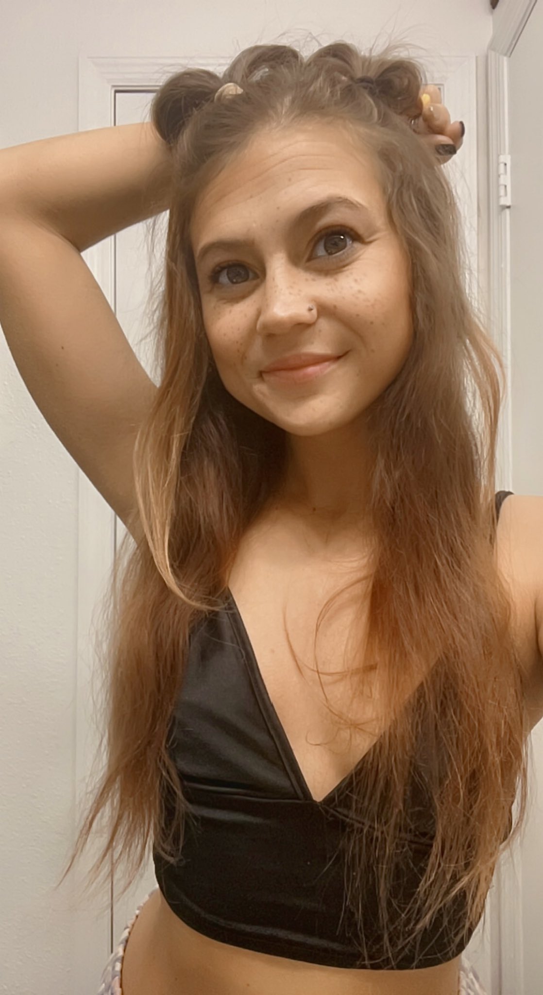 ✨PoppiiKayeDaisy🌻🔜Of The Trees RR 🌳🔜PL NYE✨ on X: Good Morning 🔆🖤 •  Now say good morning back 🌻 t.coU3gFEnAYhP  X