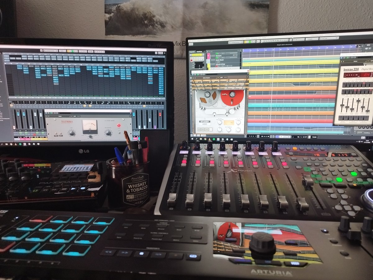Ozero_Baikal's tweet photo. Sabadete probando los plugins de Universal Audio, aprovechando la oferta de suscripción de 2 meses por 1$. Me está encantando, ojalá añadan más en el futuro

#UniversalAudio https://t.co/u2e0fyR312