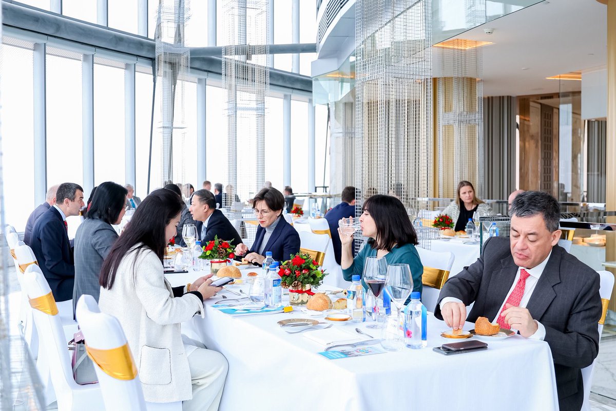 FijiConsulateSH's tweet photo. On 16 December 2022, the CG Luncheon for Shanghai Diplomatic Corps was successfully held at J Hotel Shanghai Tower. The event was initiated, organized, and hosted by the Consulate General of the Republic of Fiji in Shanghai. https://t.co/VjFF8Y8AGw https://t.co/P1jvYgXRoN