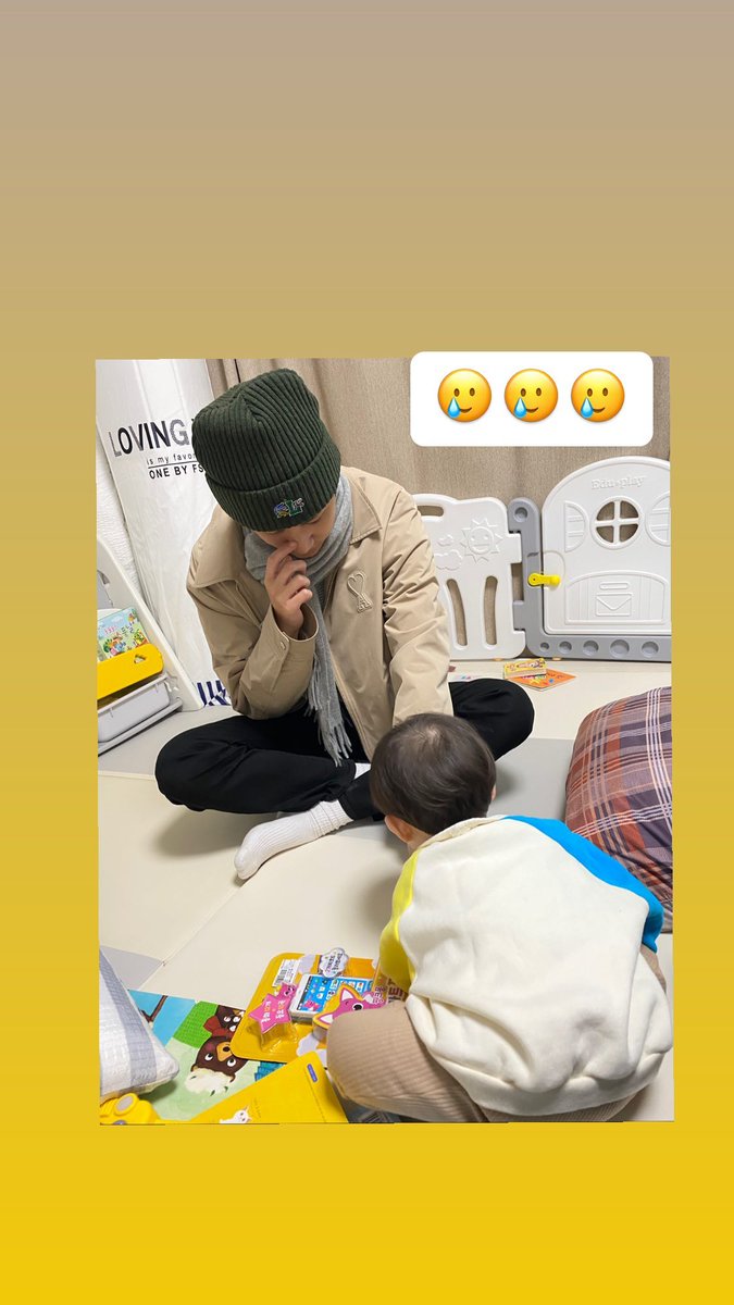 Tinkerland0303's tweet photo. 221217 #JIHUN Instagram story post

Kang kang-i took a selca using my phone ㅜㅠㅠㅠㅠ

#김지훈 #지훈 #지훈짱짱 #하프 #HVLF #HALF https://t.co/iRT8Bf1QdM