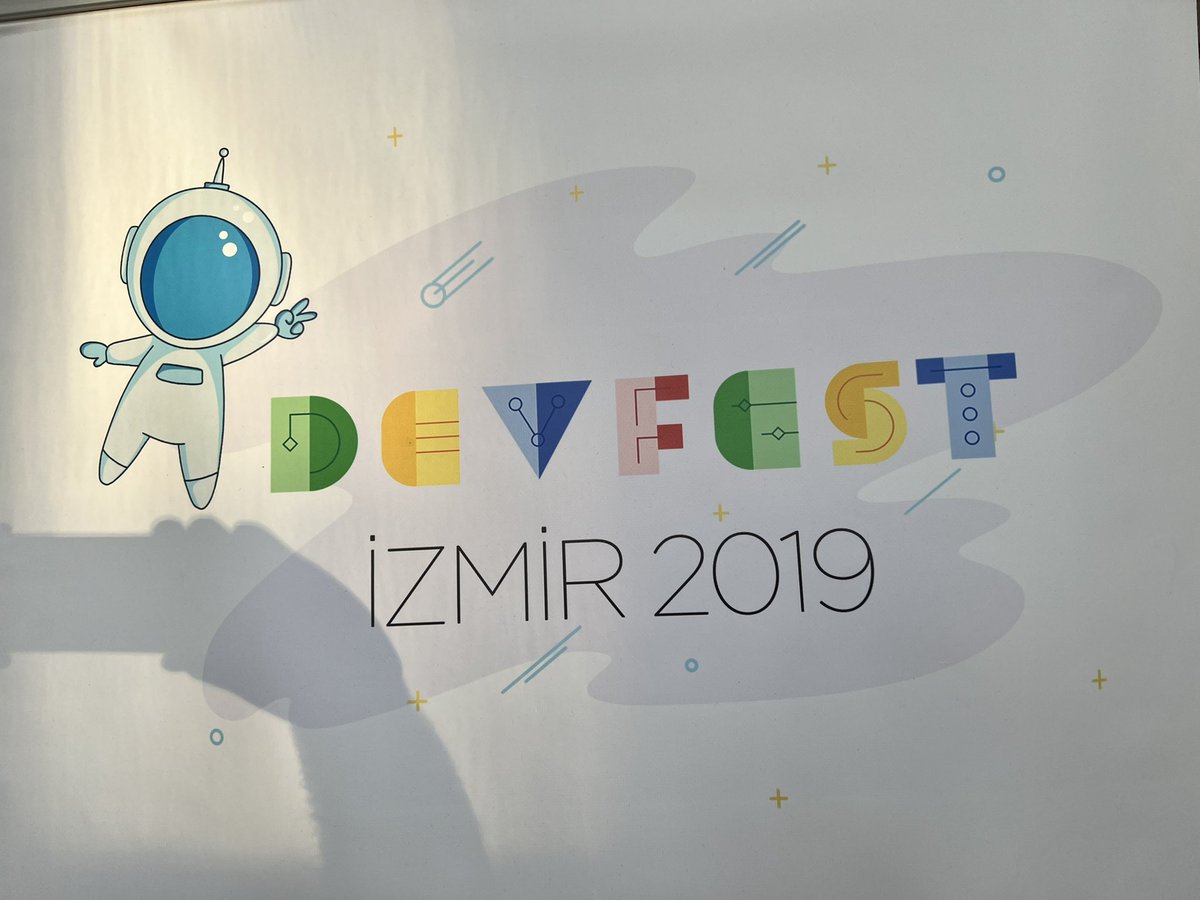 Etkinliğin son fotoğrafı benim icin🥲🚀🤩🤩 <a href="/huseyinnkaragoz/">Hüseyin Karagöz</a> <a href="/mhtkarakose/">Mehmet Karakose</a> @IzmirGDG elinize sağlık🤩🚀