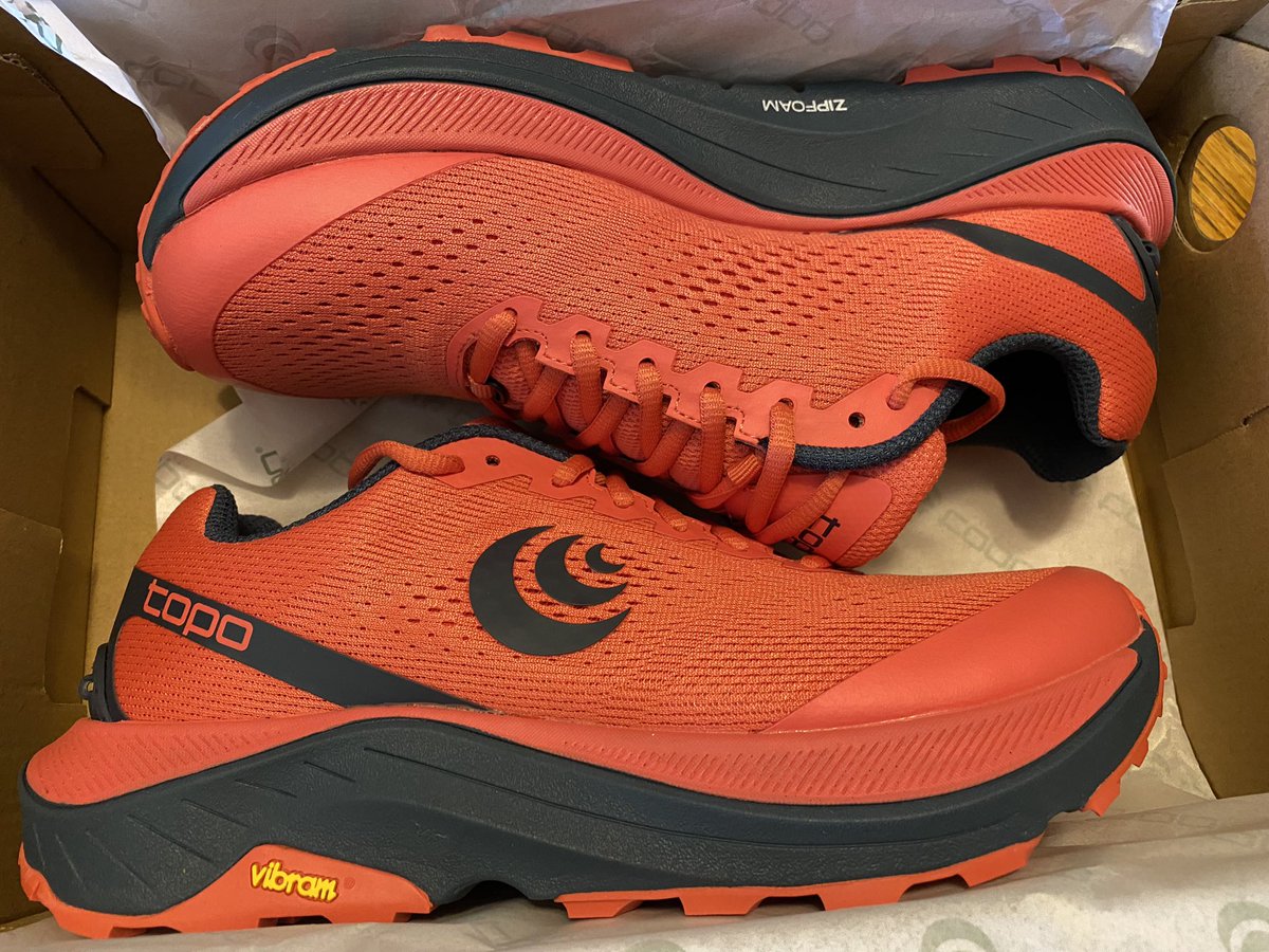 MelindaHoward4's tweet photo. Let’s go get these brand new trail shoes a little dirty! @topoathletic #Ultraventure3 #ShoePorn #trailrunning #movebetternaturally https://t.co/f0s4RtTqDh