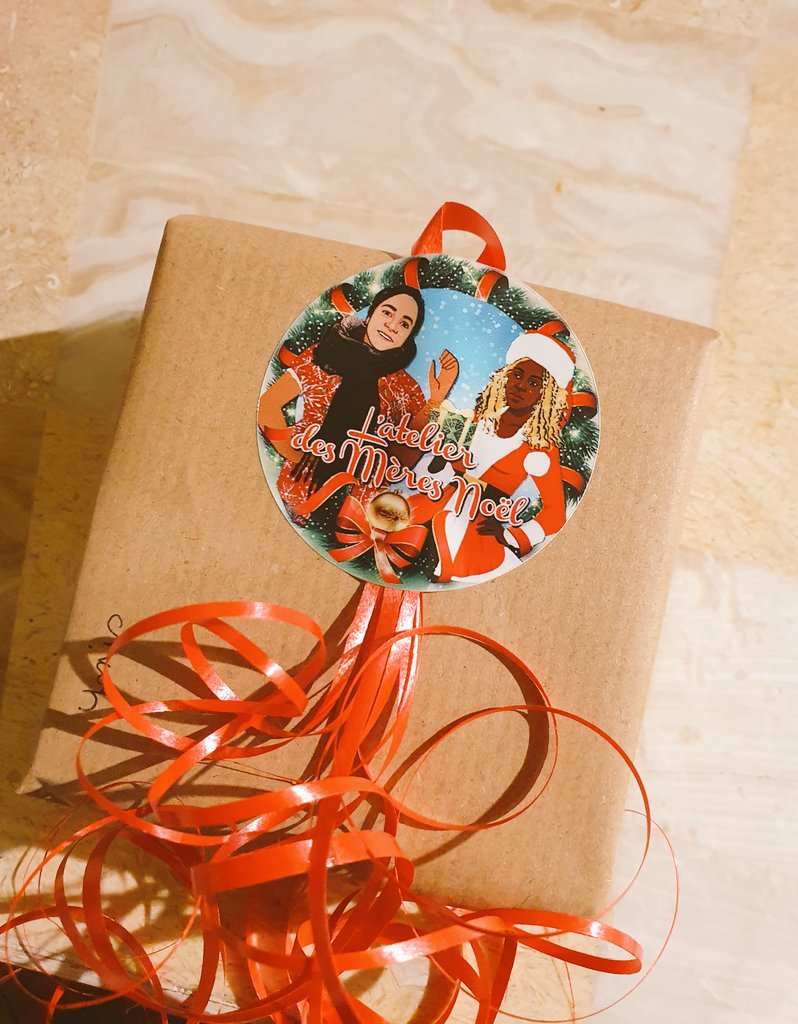 "L'ATELIER DES MERES NOEL". 340 rue Haute, 1000 Bxl. #LeMondeDeJahi