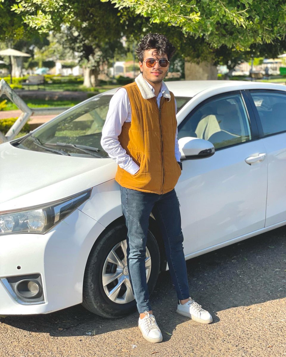 _hashemeslam_'s tweet photo. 🤍✨ https://t.co/s34eMyWPb9
