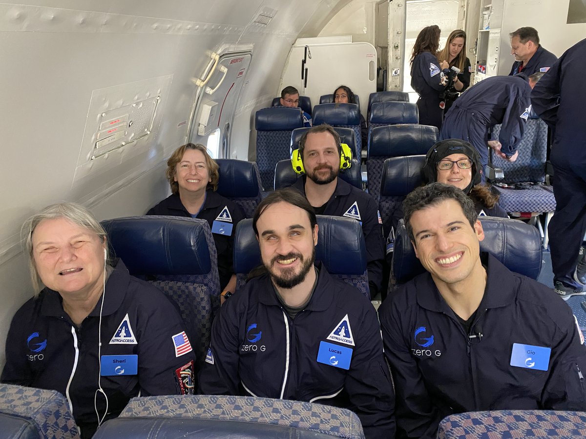 Cady Coleman tweet media