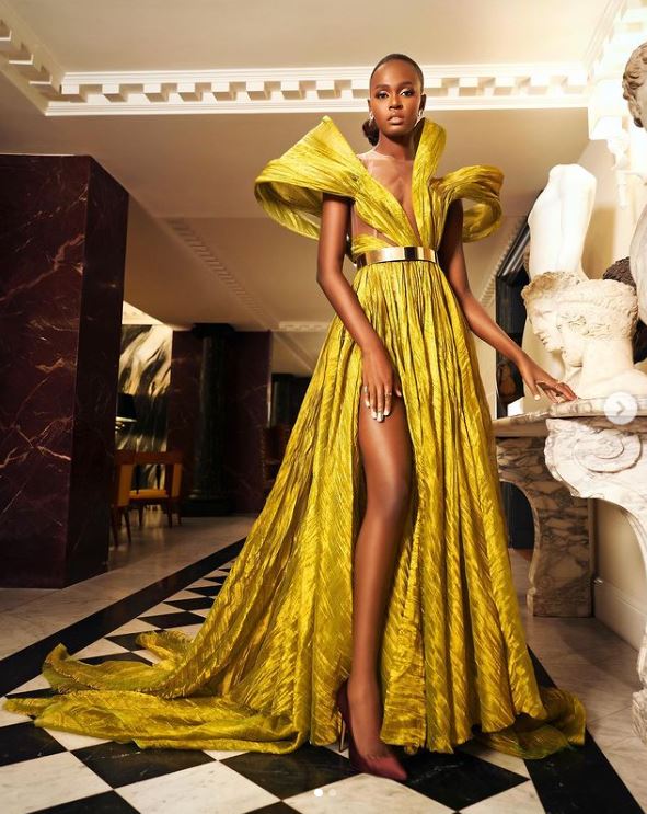 Caprissoone's tweet photo. Pour la deuxième année consécutive une Miss Martinique remporte le prix du meilleur défilé à #MissFrance2023, après Floriane Bascou et son catwalk iconic l'an dernier, Axelle René remet le couvert cette année. 
Les gagnantes de ce prix ont souvent fait de beaux classements... https://t.co/G5OTGRKaGd