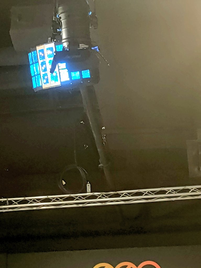 unibrickk's tweet photo. was a very fun and eventful event!! thanks for host 🙌
(shout-out to the disco cube)
#GSTLIVE https://t.co/58ixryjzJq