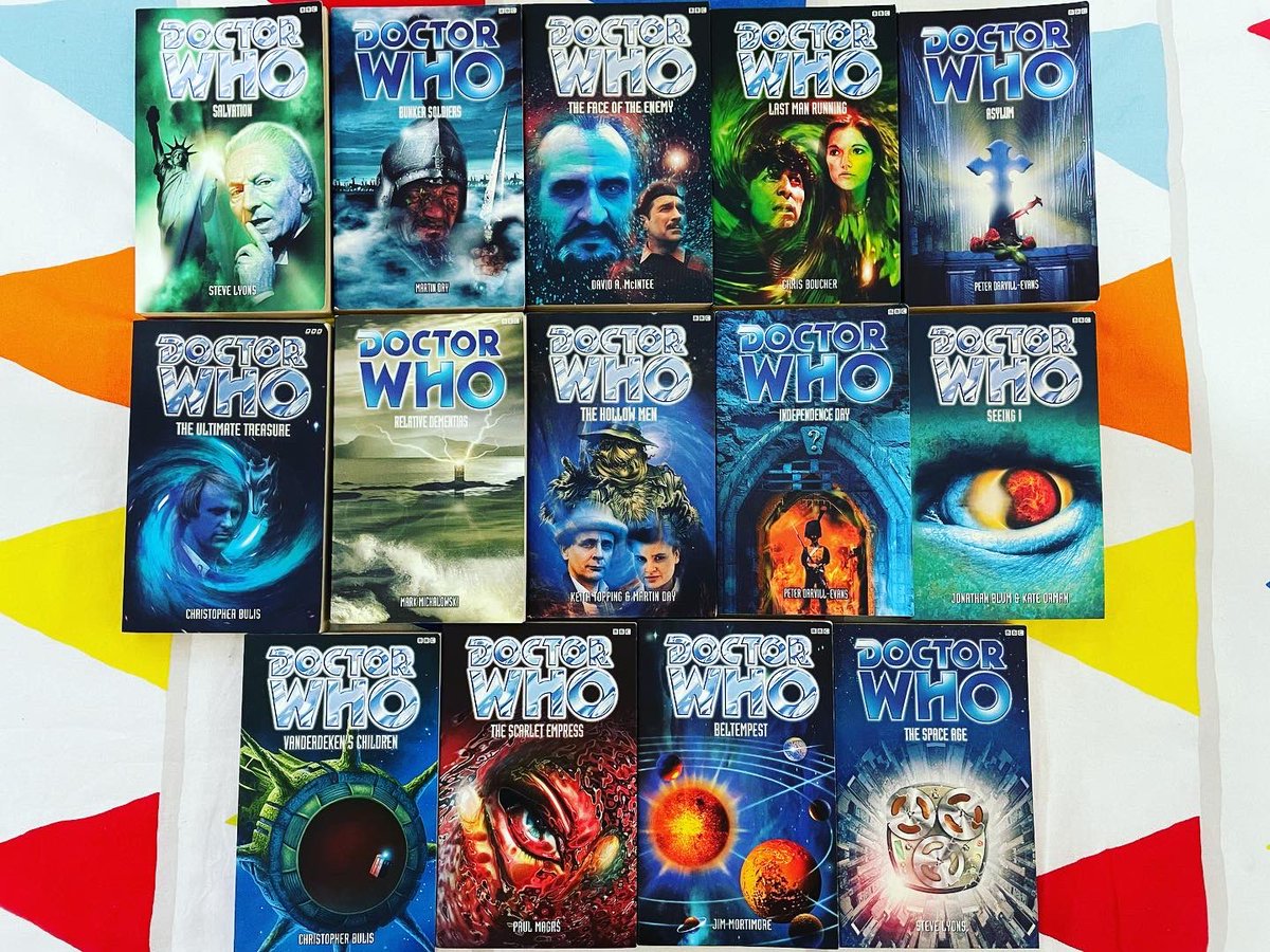 HTNantiques's tweet photo. Attention #doctorwhofans #doctorwho #doctorwhobooks I will be updating my eBay listings shortly to include some new titles. Happy to sell privately by DM - plenty of people will vouch for me!

https://t.co/oZrkKzVoF9 https://t.co/rfl5soU8zd