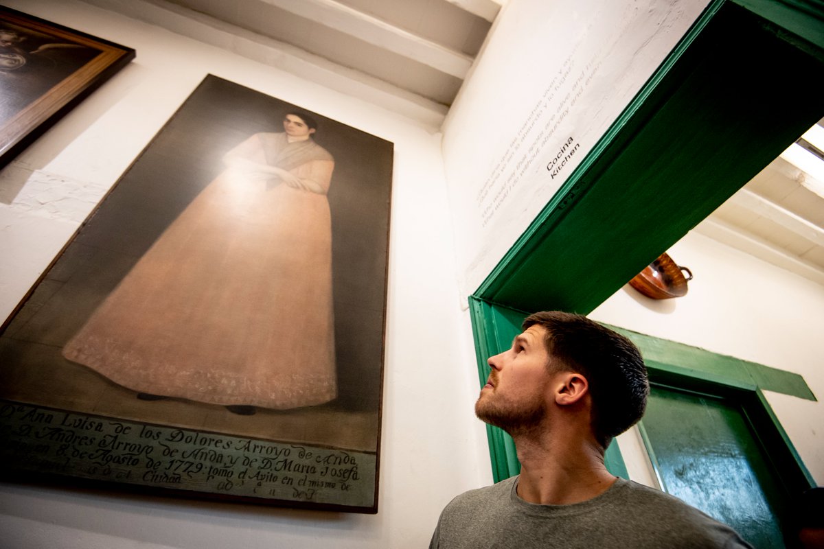 Frida Kahlo, una verdadera artista y icono💙

Doug visited The Frida Kahlo Museum, also known as the Blue House, during his free time in Mexico City. 

#NBAenMexico