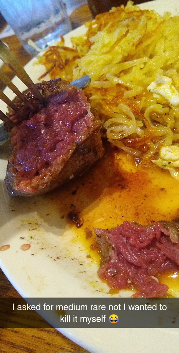 FBlue02's tweet photo. @GordonRamsay what do you think of this steak? I asked for medium rare not I wanted to kill it myself
(Fair warning I did not cook this myself) https://t.co/buTTEtJzYG