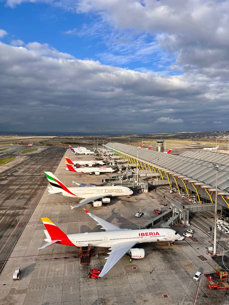 😉Controladores Aéreos 🇪🇸 tweet media