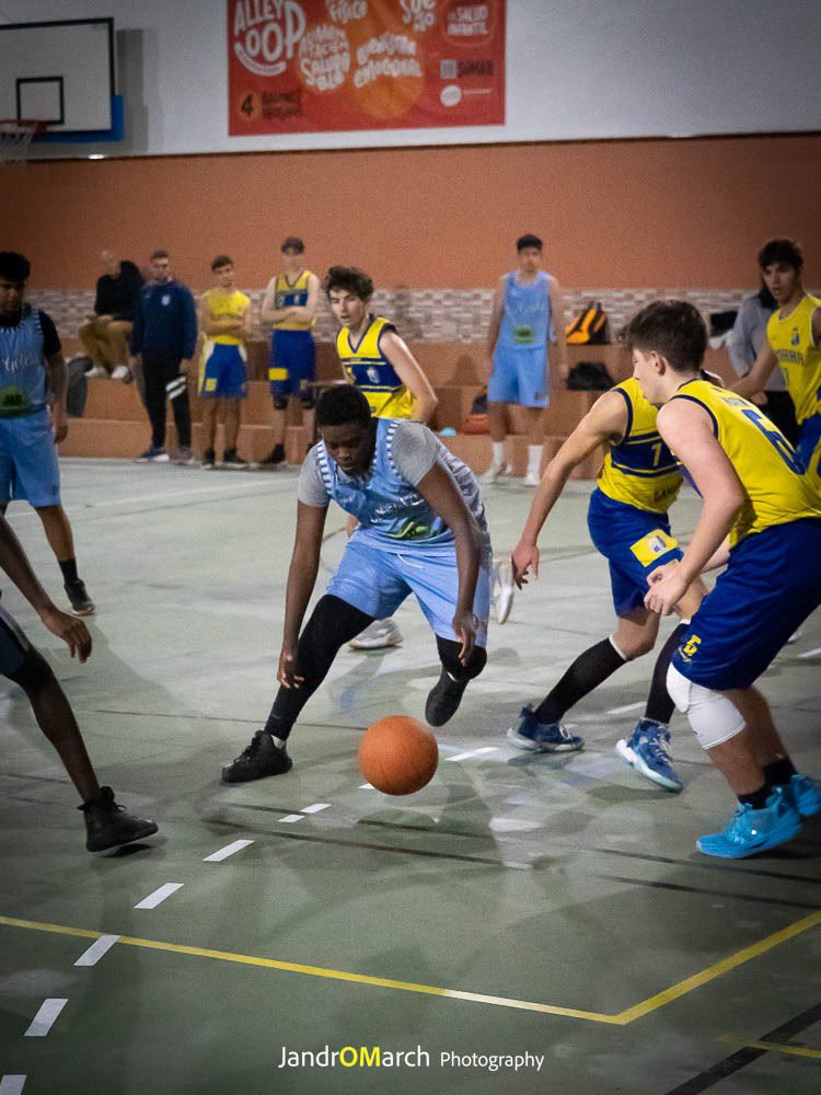 adecgoleta's tweet photo. 📌 RESULTADOS | @ecMalagaDeporte | Fase Previa 🏀

😢 Cadete Masculino 2️⃣2️⃣ - 3️⃣7️⃣ @ACDGamarra 

Jugamos un buen partido en liga escolar ante un gran equipo. Faltó un poco de lucidez en ataque pero cosas positivas en general para los chicos‼️

#SomosTUequipo💙
#vamosgoleta🏀 https://t.co/eJ75VLD8HC