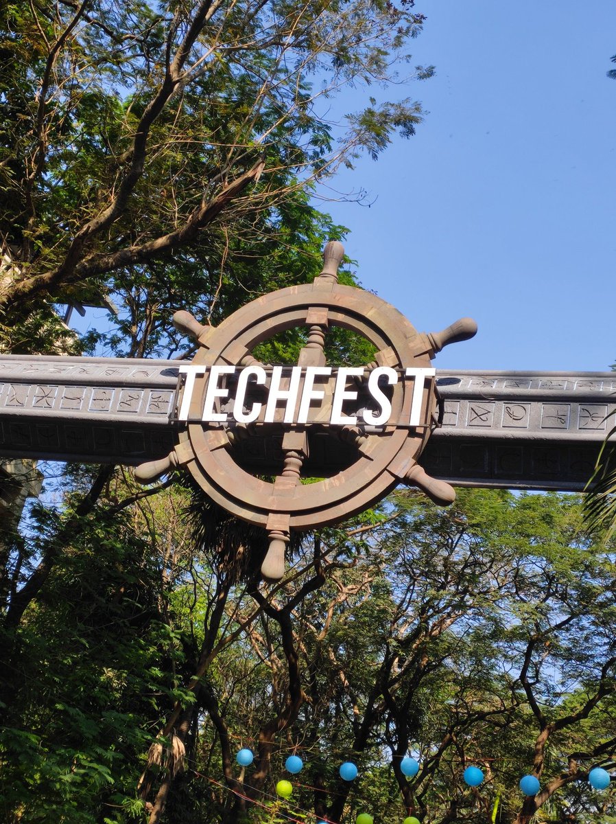 ShraavaniTople's tweet photo. Techfest"22

#techfest #iitbombay #techfest22 https://t.co/kBAiL28R4z