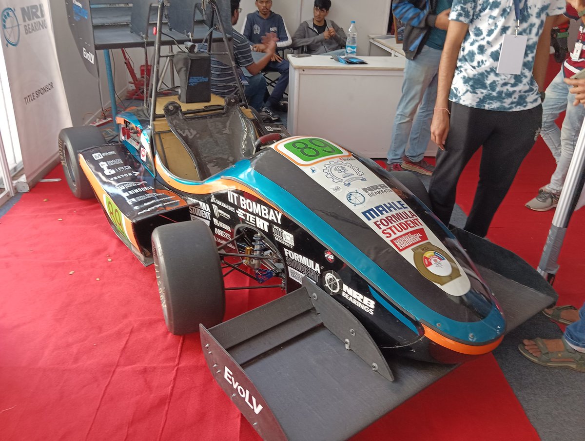 ShraavaniTople's tweet photo. Techfest"22

#techfest #iitbombay #techfest22 https://t.co/kBAiL28R4z