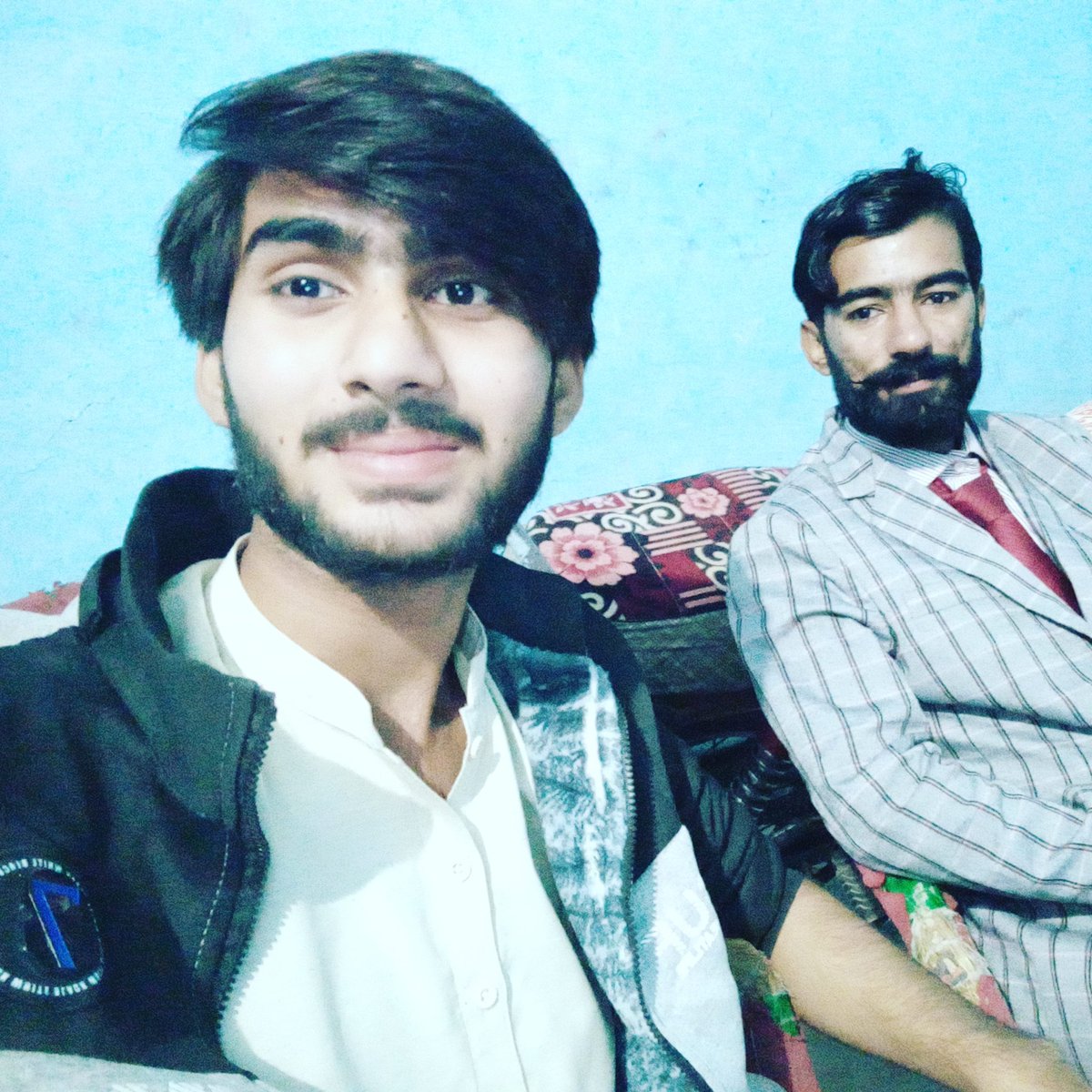 WaheedSbMemon's tweet photo. With Mama @Zahoor_Sb Zahoor Memon ❤😘 https://t.co/Pi5CEQ2ELu