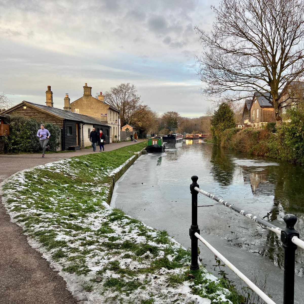 Mark Holt tweet media