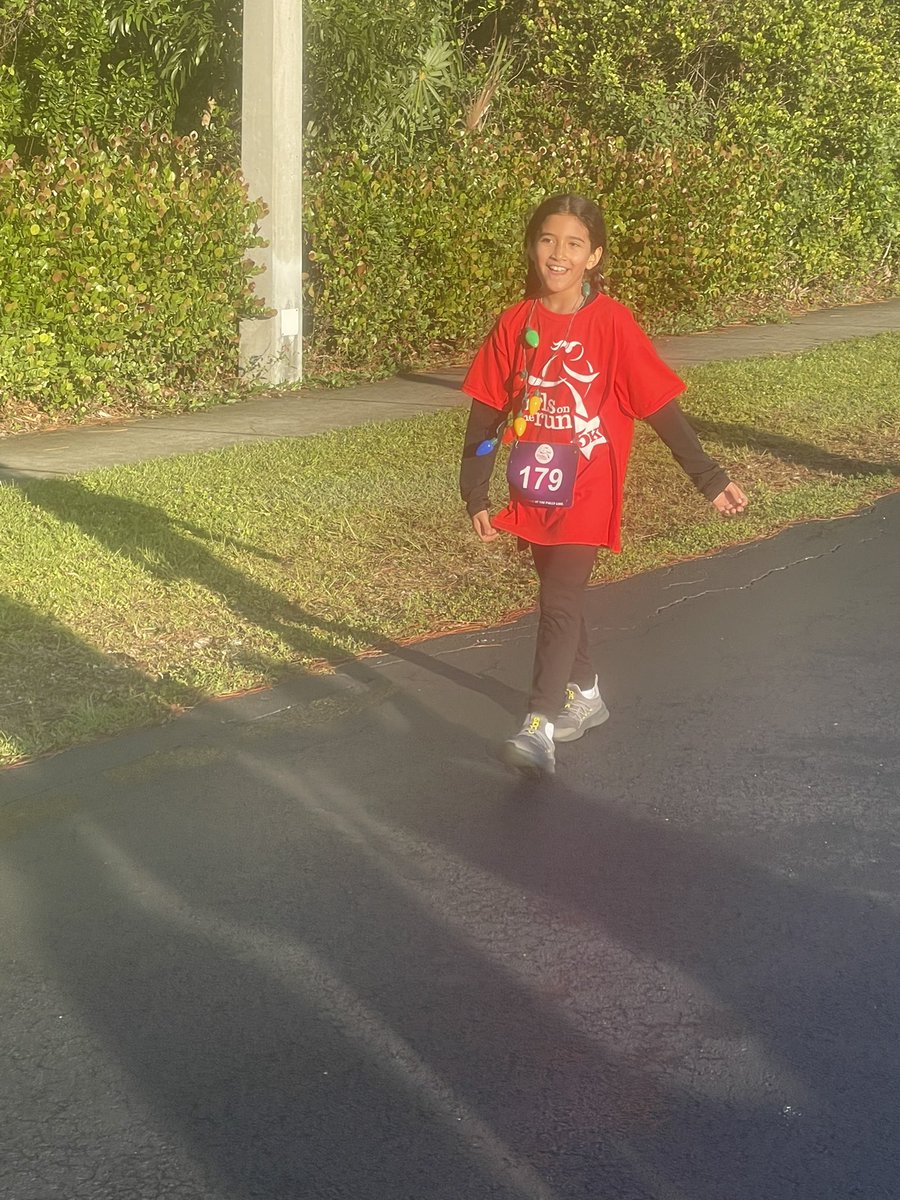 miss_stricker's tweet photo. Beautiful morning for a @GOTRI 5K! Thank you to Coach Franz and Coach Bechtel for a fabulous season! Missing my running buddy, we are ready for the spring season! @CESCorkyBear @collierschools @FranzThirdCES https://t.co/4usPJKc5FY