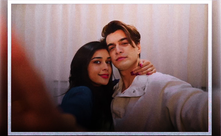 Sonali_momo3's tweet photo. I m so fucking obsessed with these two jodis of 2022 both on n offscreen😭❤

Manifesting them in a big project 😍🤞

#MohsinKhan #Eishasingh #MoMinions #sonarikabhadoria @momo_mohsin https://t.co/MvKmuNK5wZ