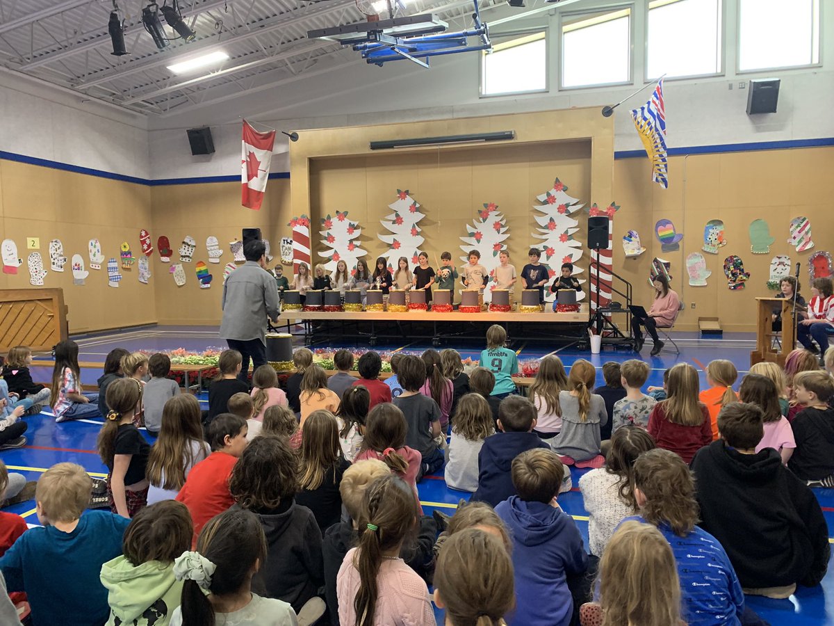 AllisonWires's tweet photo. Decorated in holiday spirit this week at Prospect Lake! Surprise assembly for Ms Ko😜🥳 you’ll be missed @sd63schools @SD63PLake https://t.co/ZrBUXetiHt
