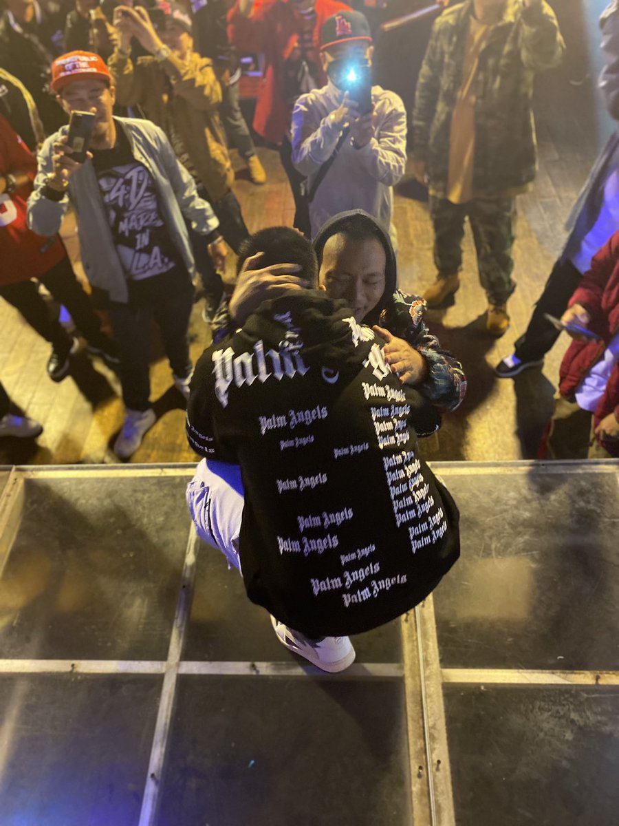 PatLaroco's tweet photo. Full circle ❤️ @AndrewE_Dongalo @4d_dongalo 👑🤴#DongaloWreckords #Broadlive #RedParrot https://t.co/bfcKDmqpoG