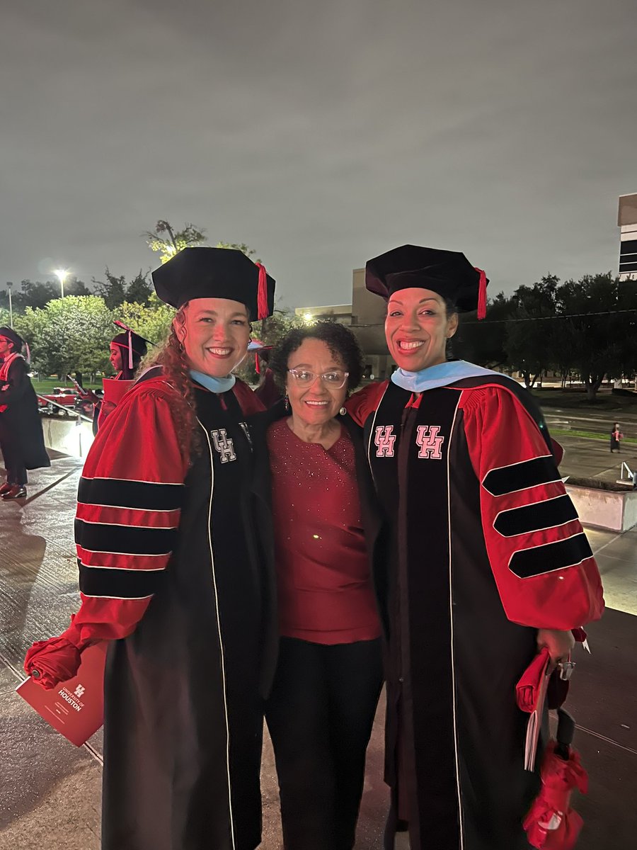 Dr. Khechara Bradford tweet media