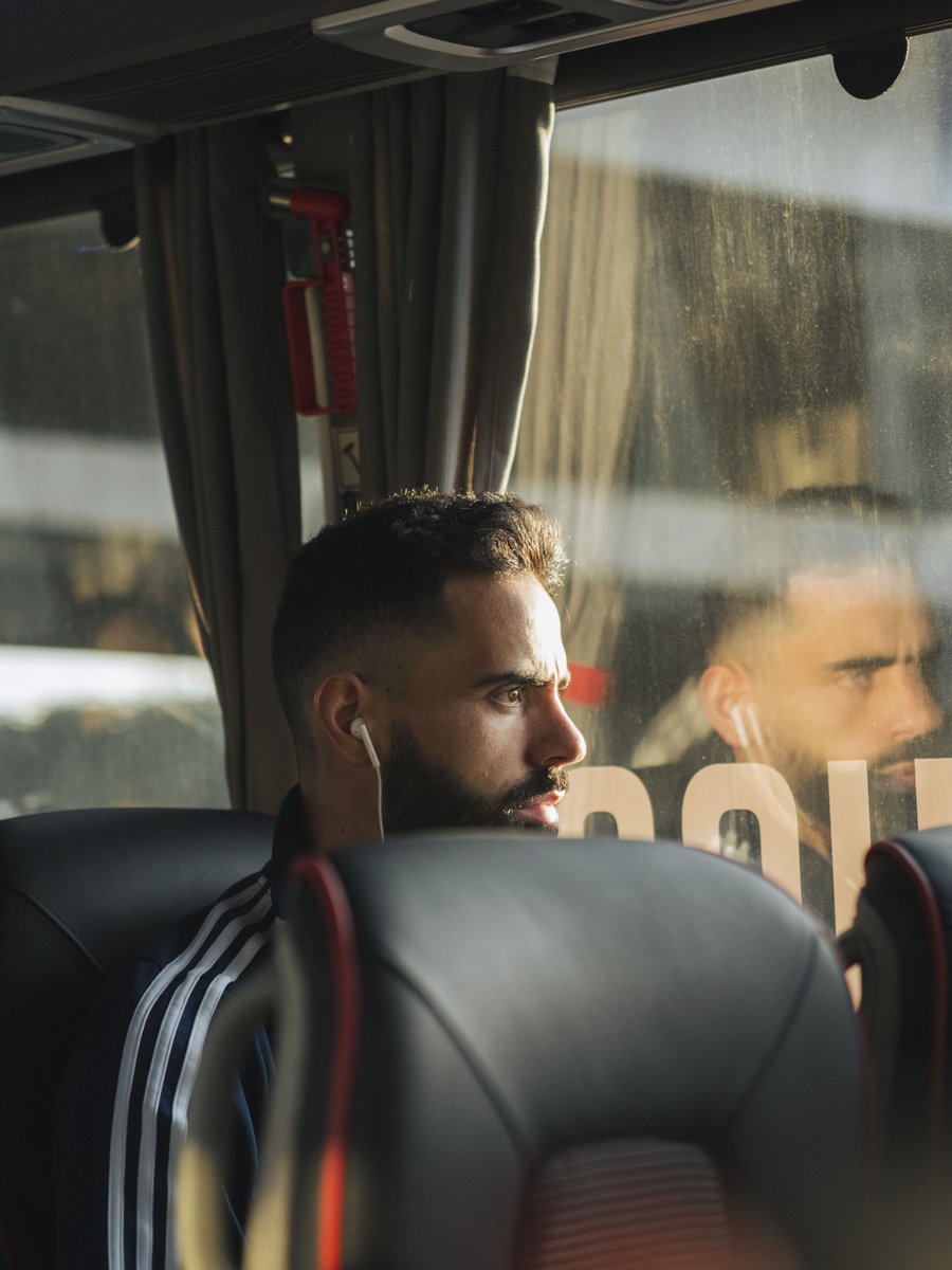 uscreteil's tweet photo. 🚍 Les Béliers sont arrivés à bon port... #FCF91USCL

📸 @charles_leger2 https://t.co/hQcFttO34N