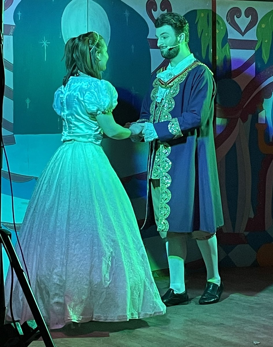 SarahPeake12's tweet photo. Fantastic start to the Christmas holidays with the @SikaLimited family panto! #OneSika #MoreValueLessImpact https://t.co/axNVLePeKt
