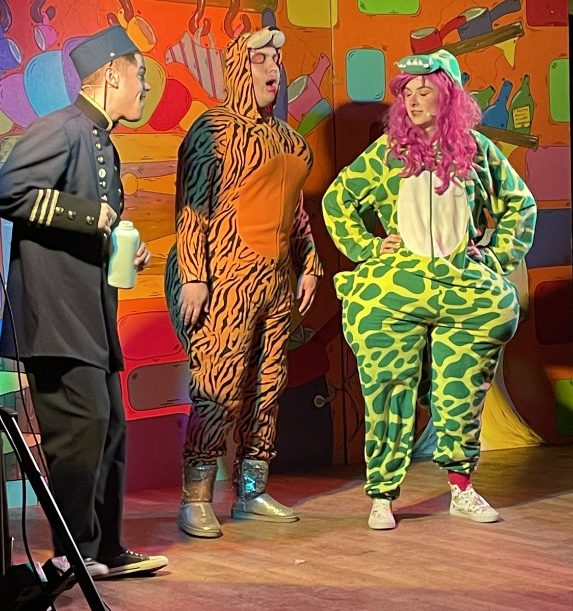 SarahPeake12's tweet photo. Fantastic start to the Christmas holidays with the @SikaLimited family panto! #OneSika #MoreValueLessImpact https://t.co/axNVLePeKt