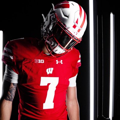 Graham4Heisman's tweet photo. #NewProfilePic https://t.co/JqYGB3xMTP