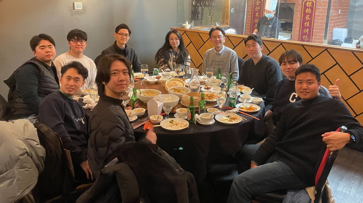 Thanks #AGU2022! We all learned a lot, met many people, made new collaborations, experienced the passion for deep science

<a href="/theAGU/">AGU (American Geophysical Union)</a> <a href="/AGUbiogeo/">AGU Biogeosciences</a> <a href="/snucals1/">Seoul National University CALS</a>  <a href="/kinznice/">Jongmin Kim</a> <a href="/sungchanm_/">Sungchan Jeong</a> <a href="/IjeonghoN/">Jeongho Lee</a> <a href="/ryoungseob/">Ryoungseob Kwon</a> <a href="/TK_EcoSensing/">Tackang_RyuLab</a> <a href="/Hyungsuk_Kimm/">CES Lab@SNU</a> <a href="/Sangjun777_/">Sangjun Lee</a> <a href="/KongJuwon/">Juwon Kong</a> <a href="/WonseokFromESL/">Wonseok Choi</a>