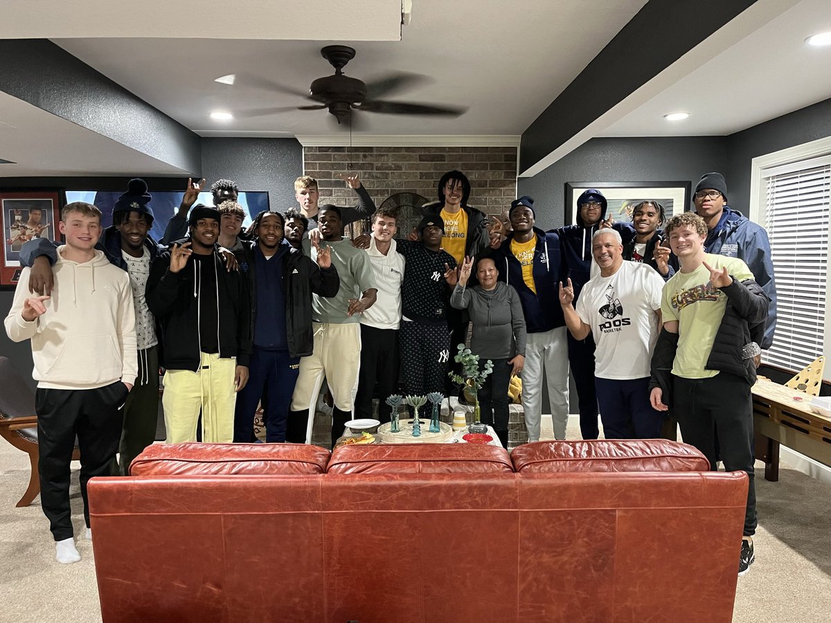 Family 💙💛 #RooUp