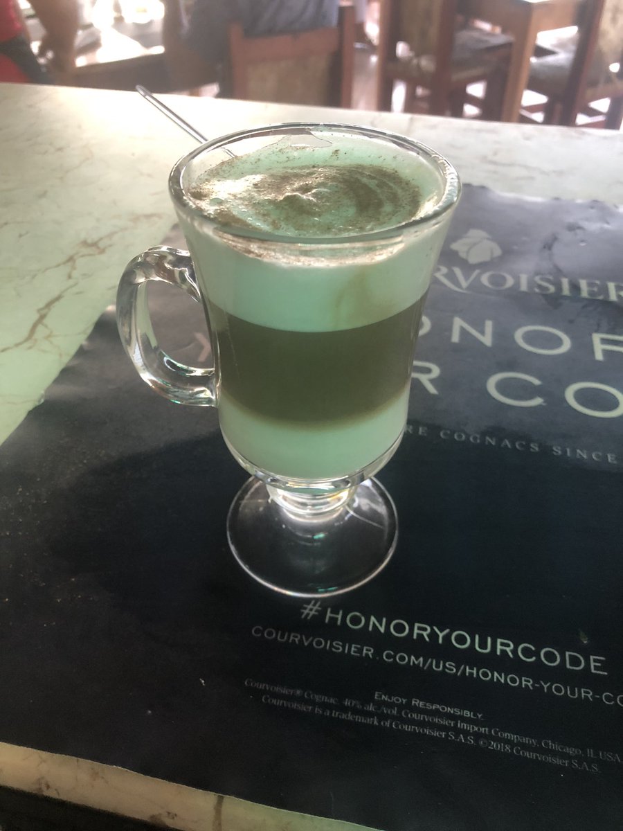 un_rubito_ahi's tweet photo. Si alguien sabe de un trabajo en la Habana, porfa. Me quiero ir de Holguín. De rt para que tenga alcance.
Bartender, Dependiente, títulos 1,2 nivel. 4rto de inglés. 2do de Frances.  8 años de experiencia. Gracias de antemano. Voy a fijar este tw hasta que me valla de hg. https://t.co/lVlTbpkX6J