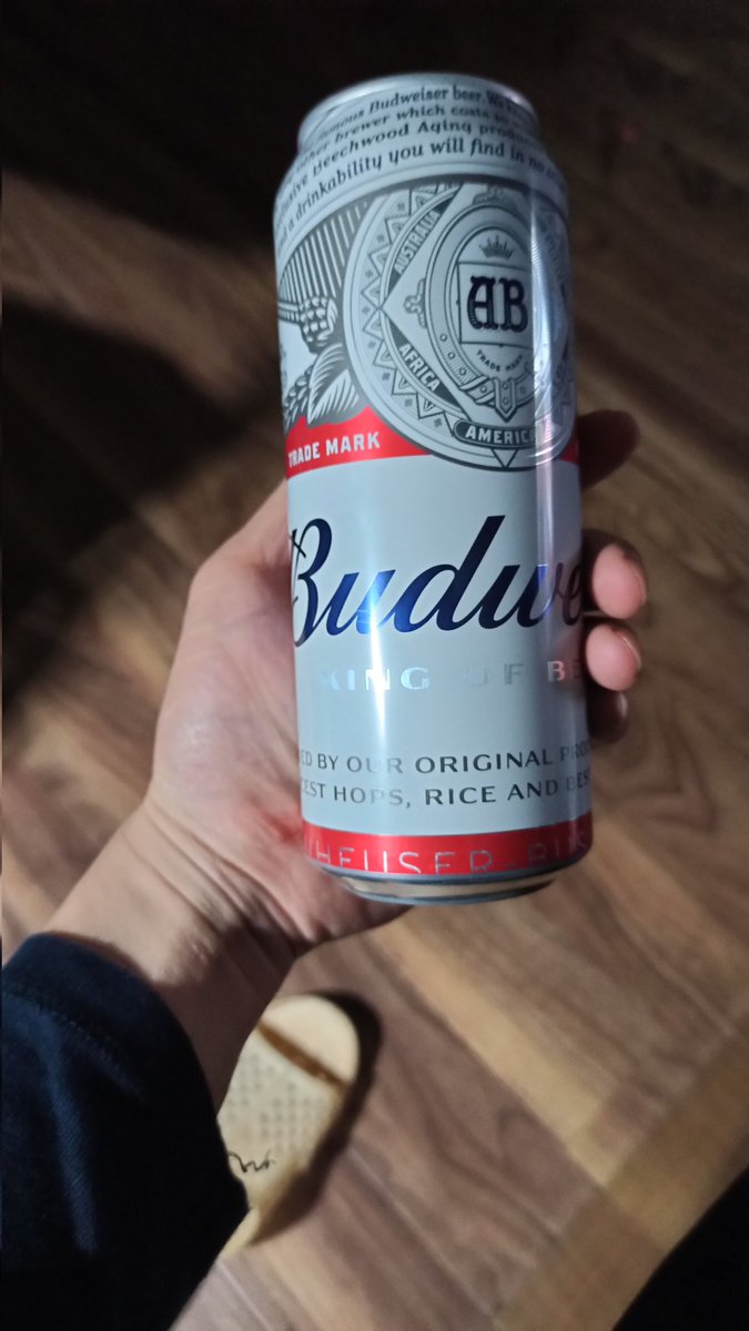 Làm cóng xem bóng cho nó hứng khởi