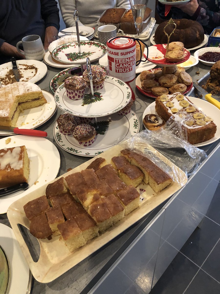 OliMFoundation's tweet photo. Sarah’s Christmas Coffee, Cake &amp; Prosecco afternoon in full swing raising money and awareness for @TeenageCancer 🙌🏼🎄❤️#HopeSpringsEternal https://t.co/Tg0hvzMAxc