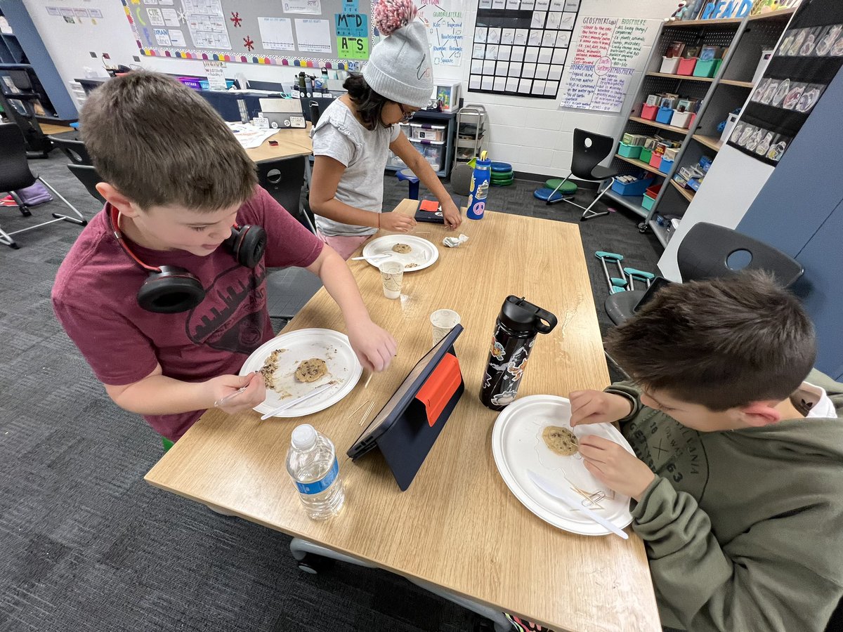 The stars of science this week: shaving cream ☁️ and chocolate chip cookies 🍪! Focusing on Earth systems, we investigated how clouds create rain and the effects of mining on the environment.#inspire96