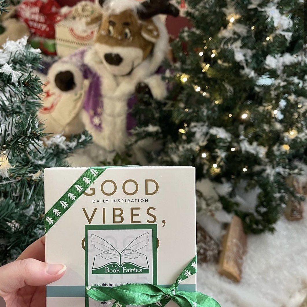 Book Fairies are sending out Good Vibes this weekend with a book of inspiring messages from @VexKing to help lucky finders navigate the new year!#ibelieveinbookfairies #TBFGoodVibesCalendar #TBFHayHouse #GoodVibesGoodLife #VexKing #GVGL2023 #SelfCare #SelfHelp #BookFairiesFalkirk