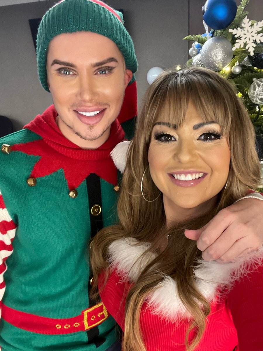 louddanielle's tweet photo. Had so much fun filming @THEJamesWhale Cranky Christmas! … you can catch the silliness on @TalkTV on Christmas Eve ❤️🎄 https://t.co/prVtvQ1unu