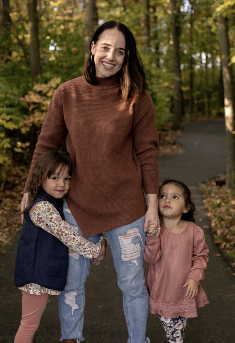 CoachSlater25's tweet photo. Happy Birthday to my πΈπ»
@ErinLSlater I hope that you feel all of the love from everyone that you have impacted in your 32 years!
I canβt express how fortunate our girls are to have you as their role model!
You are such a baddie π
I love you, 3000 π«ΆπΎ
#TeamSlater https://t.co/gtTnaVdnr1