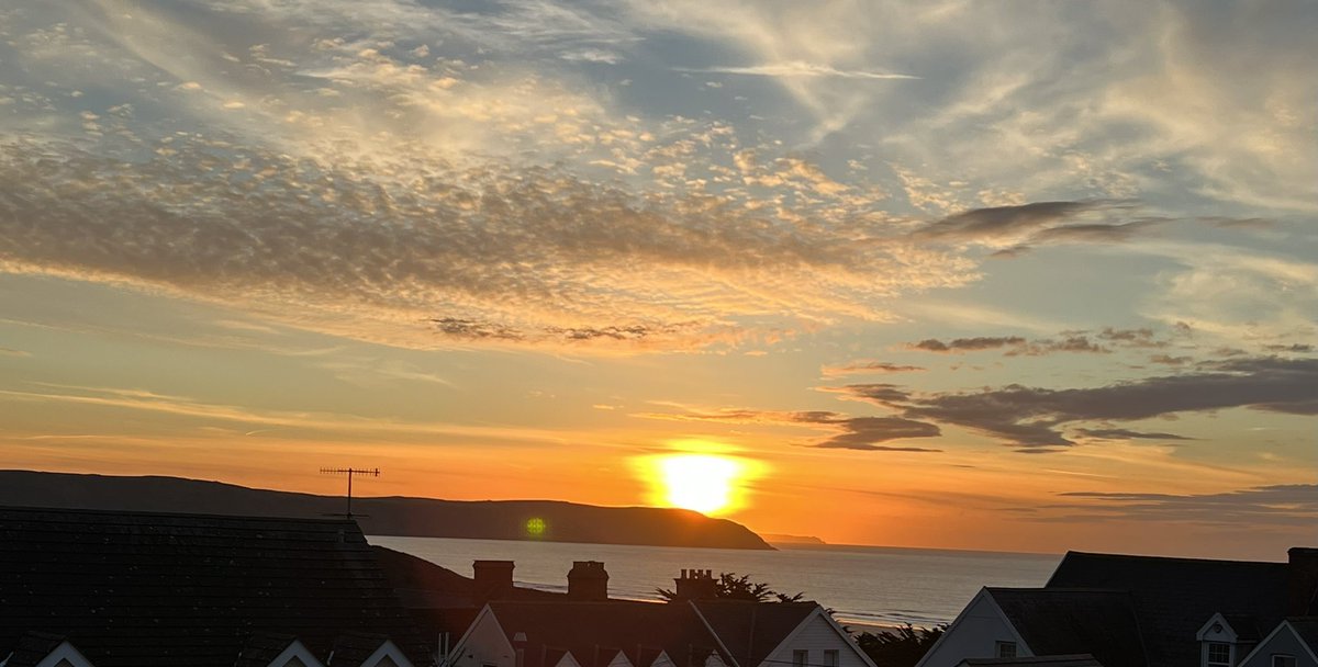 Belle Vue Holiday Apartment tweet media