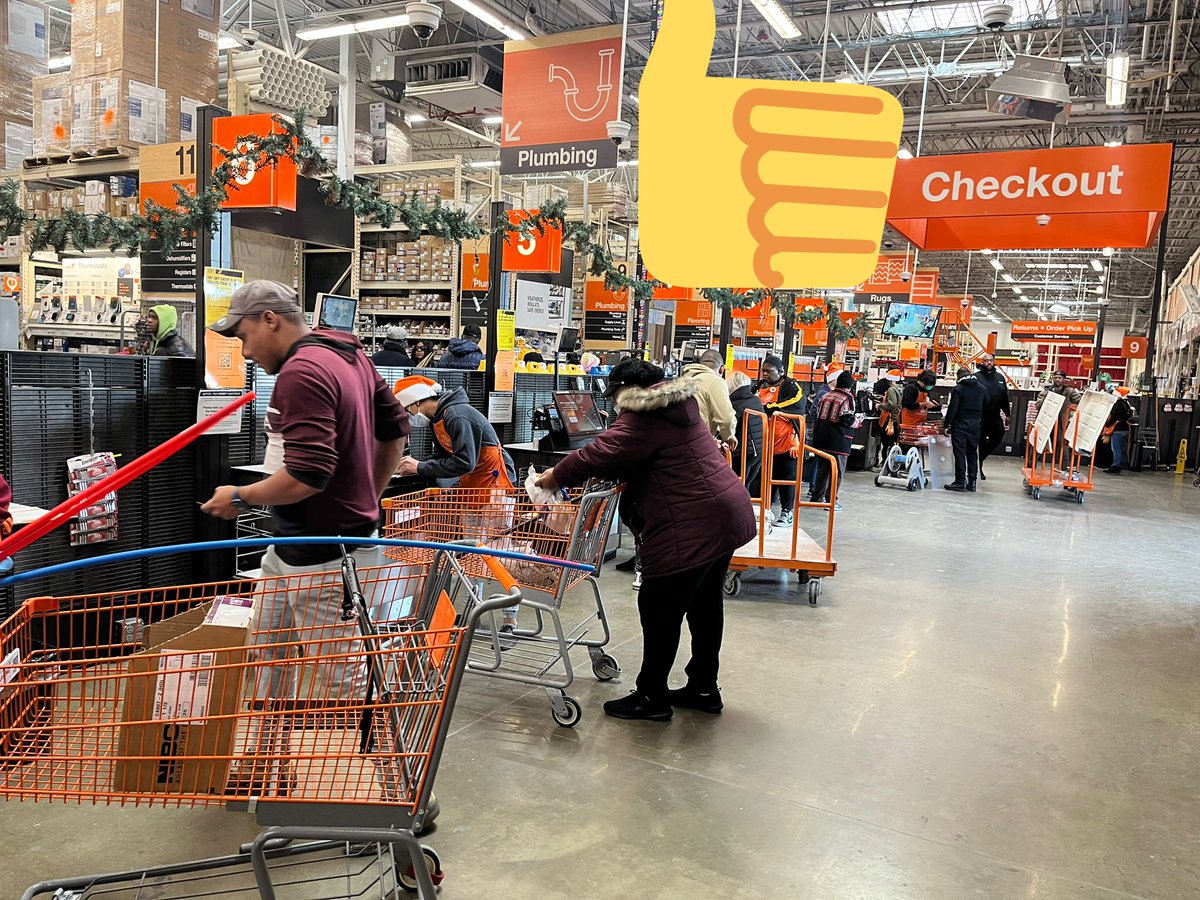This is what it looks like at the Beach every one is enjoying the water, all are cashiers are engaging and driving accuracy.#4112strong