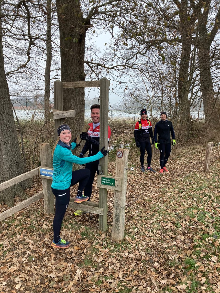 RikNijkamp's tweet photo. #Twentepad - deel 1. 22km

#almelo #tubbergen #mander #manderveen #hardlopen #vogeltjeskijken #triatlon @argotriatlon #brownies #vorst #winter https://t.co/Ju4ydE0hYW