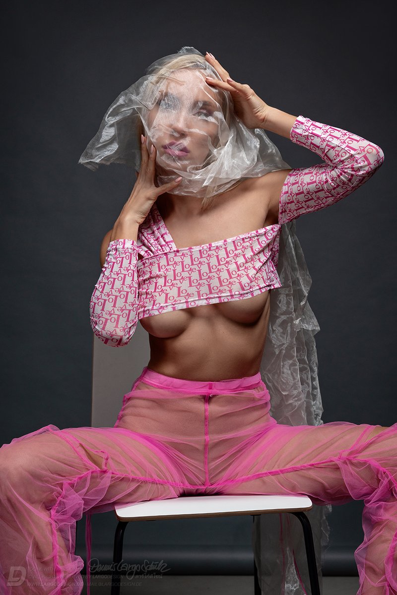 larrrgo's tweet photo. To me being an artist means creating whatever I am up to. How do you like these?
in frame: Lesya
#largodesign #largo #dennislargoschulz #Hildesheim #sensual #editorial #akt #nude
===============================
https://t.co/jJxhhUwSNu
https://t.co/SUbEursw8s https://t.co/6bBEKGaXlr