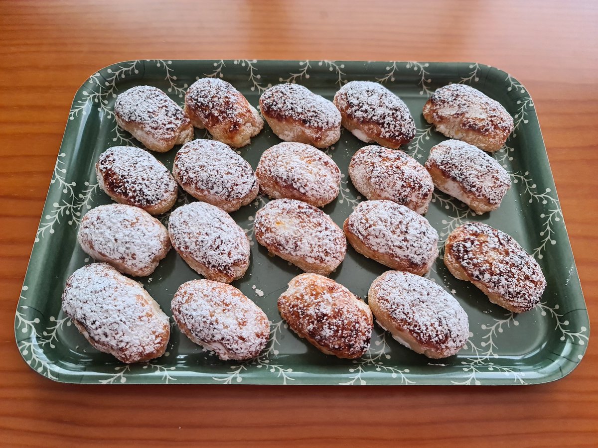 davidfranquiz's tweet photo. Volvemos a la reposteria. Pasteles de yema 🤤🤤 https://t.co/BdVeIkBiMz