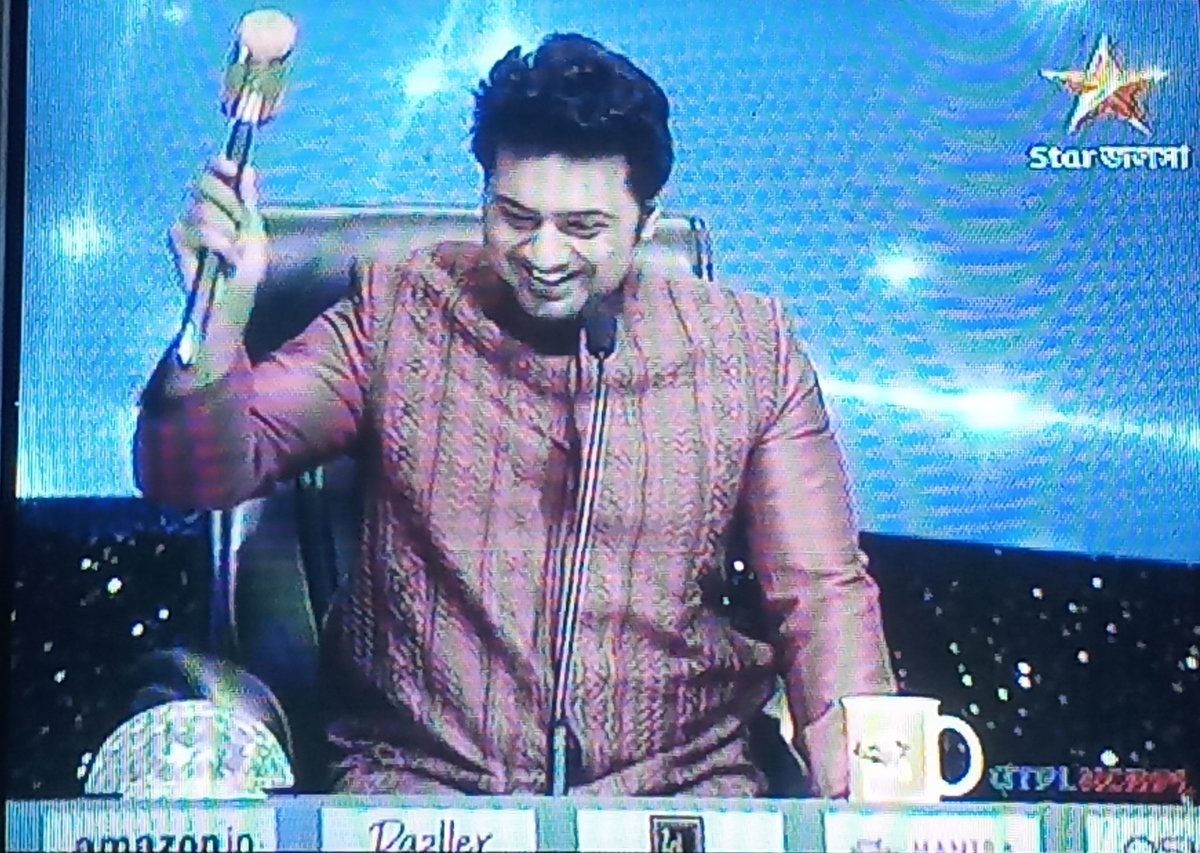 Amritap44171993's tweet photo. @idevadhikari #Dev aj kon ta dekhbo bolo to ??? #DDJ3 te tomake dekhchi...❤

but #Saregamapa te Projapoti 🦋 r team eseche...setao dekhchi...khub excited amra #Projapoti nia..😍✌ tumi keno elo na Dev??? Amra tomake Miss korchi je... https://t.co/DQy0gCcRW3