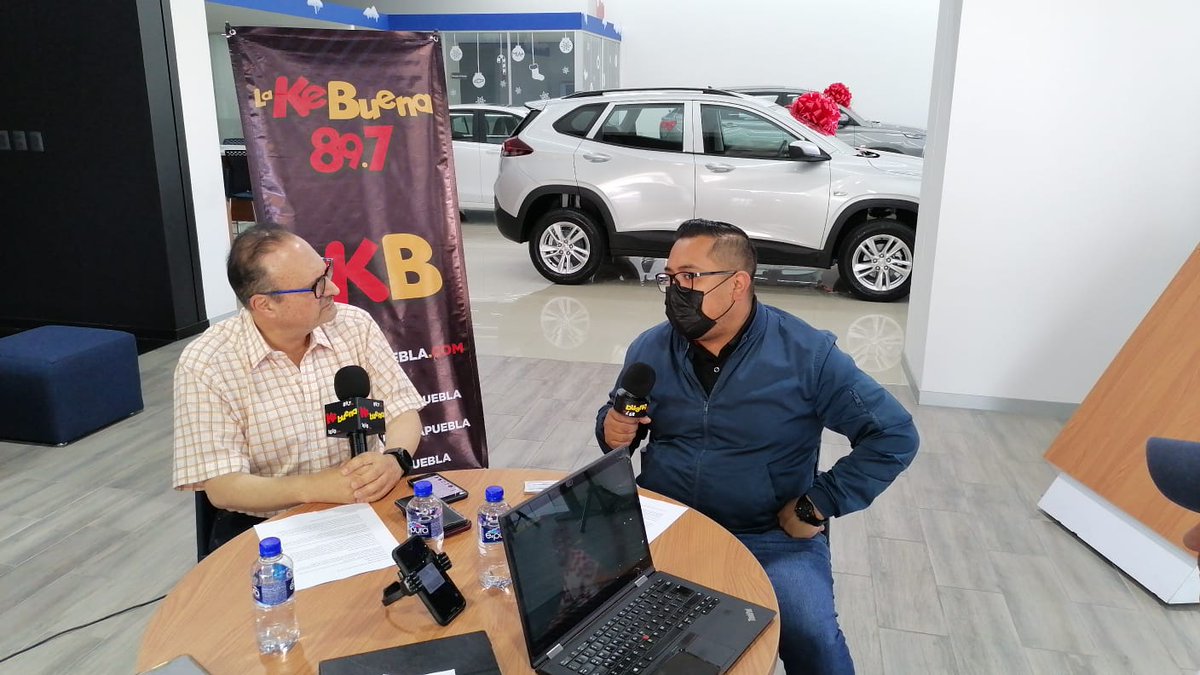 LaKeBuenaPuebla's tweet photo. Agradecemos a nuestros amigos de #MontotoAutomotriz por invitarnos a transmitir @enlineadeportiv de @pepehanan desde su nueva agencia con sus nuevos modelos y atractivos planes de financiamiento #Chevrolet #Montoto @abulleF1 #ChevroletMontoto #PaCKidermO 🐘 https://t.co/dF7jNmkngc