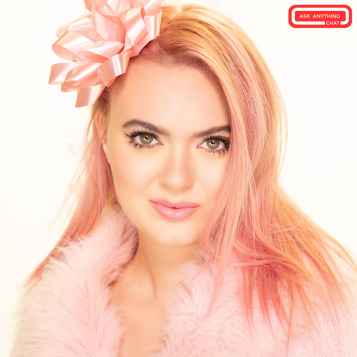 Tonight on #MostRequestedLive, <a href="/Jax/">JAX</a> and <a href="/OliviaRox/">Olivia Rox</a> join the party! 🤩🤩 @onairromeo plays your requests coast to coast to coast starting at 7pm, so be sure to hit us up with yours! 🎶📻