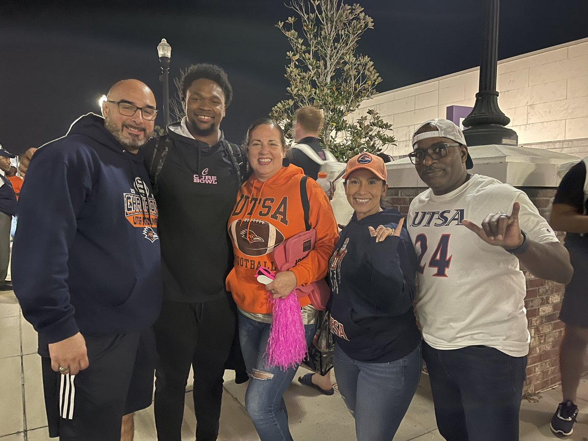 A.Lo (2*) tweet media