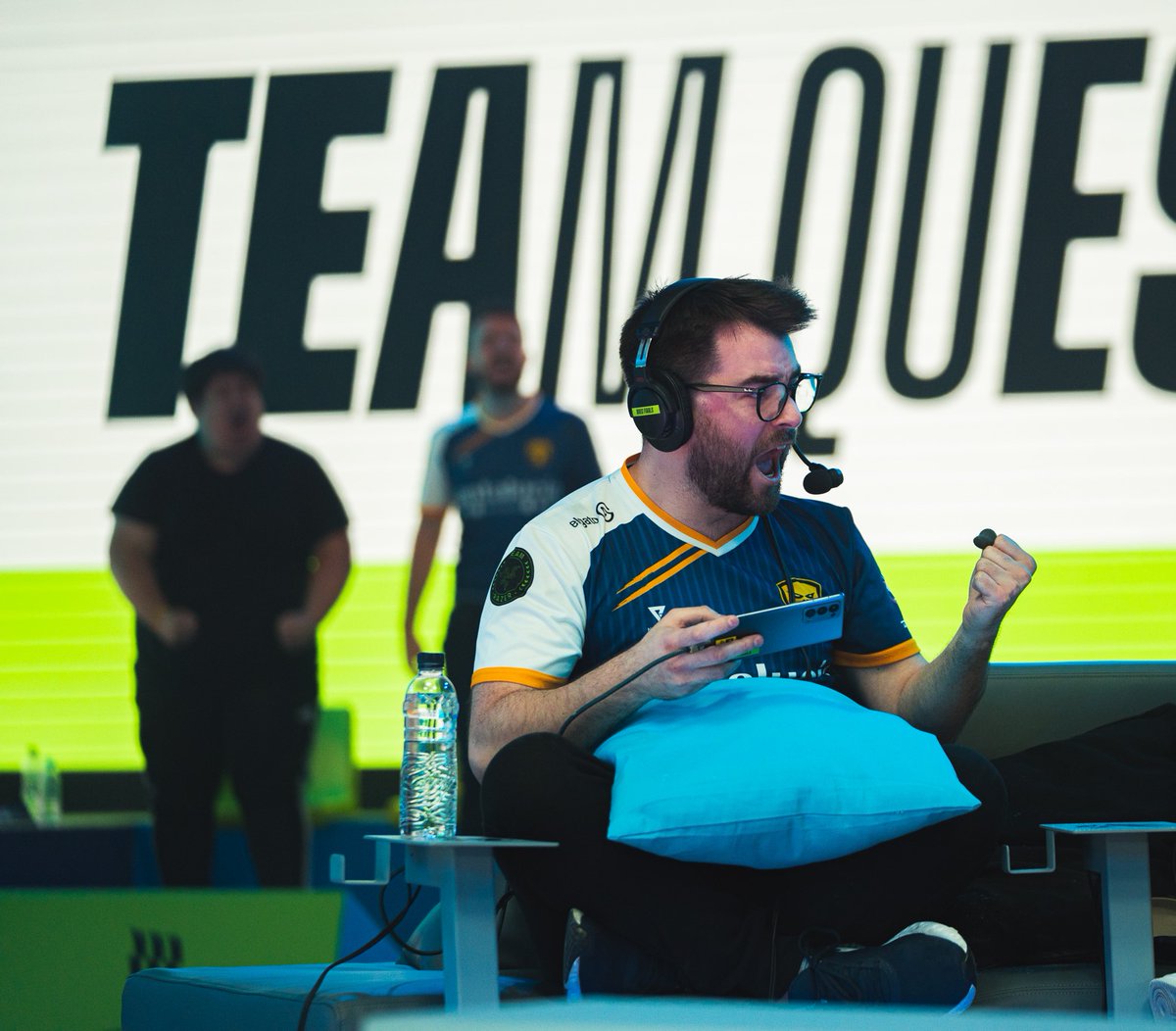 LFT.
Looking for offers in WR and HOK all regions coach/player.

Some achievements :
- 2 European championships (Origin Series and WREC)
- 7th Worlds ( horizon cup 2021)
- 13th Worlds (Icons Global championship 2022)

Contact via DM📥
liquipedia.net/wildrift/Acoly…